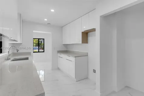 12846 SW 49th Terrace Miami FL 33175