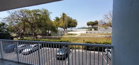 150 SE 25th Road Miami FL 33129