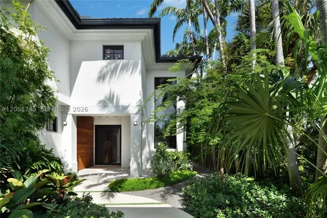4442 Prairie Avenue Miami Beach FL 33140