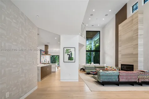4442 Prairie Avenue Miami Beach FL 33140