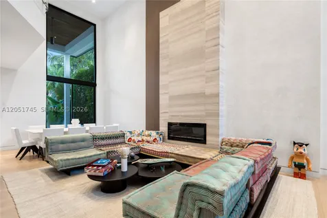 4442 Prairie Avenue Miami Beach FL 33140