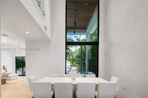 4442 Prairie Avenue Miami Beach FL 33140