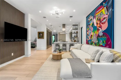 4442 Prairie Avenue Miami Beach FL 33140