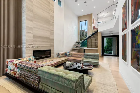 4442 Prairie Avenue Miami Beach FL 33140