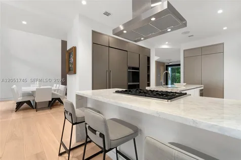 4442 Prairie Avenue Miami Beach FL 33140
