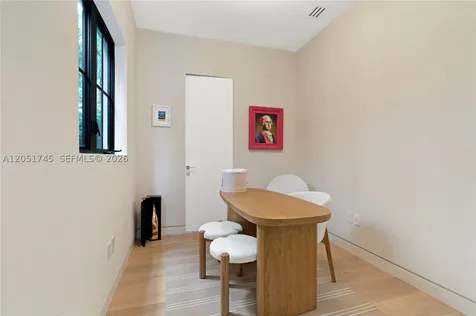4442 Prairie Avenue Miami Beach FL 33140