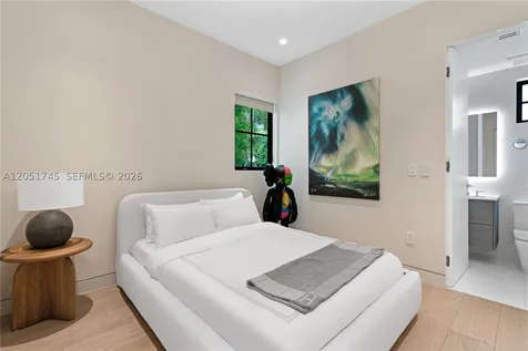 4442 Prairie Avenue Miami Beach FL 33140
