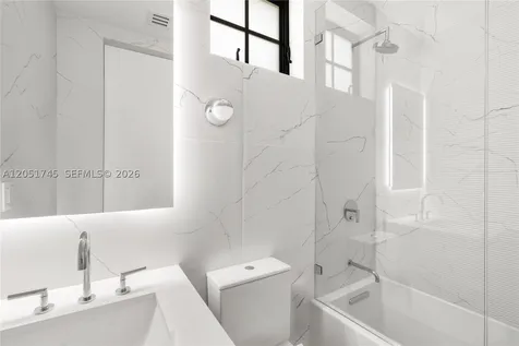 4442 Prairie Avenue Miami Beach FL 33140