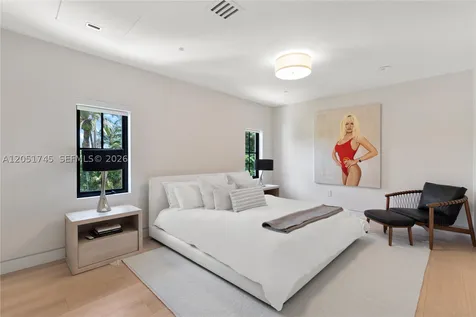 4442 Prairie Avenue Miami Beach FL 33140