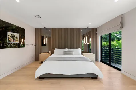 4442 Prairie Avenue Miami Beach FL 33140