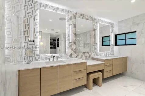 4442 Prairie Avenue Miami Beach FL 33140
