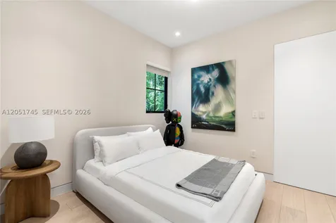 4442 Prairie Avenue Miami Beach FL 33140