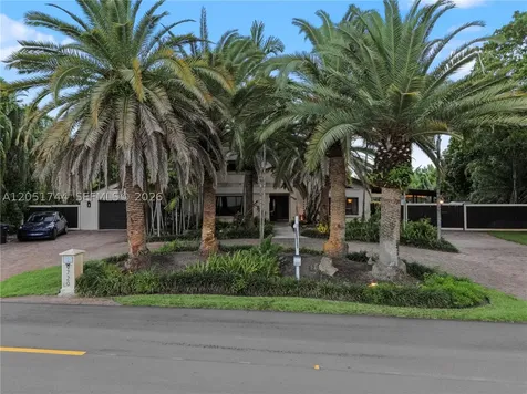 9720 E Calusa Club Drive Miami FL 33186