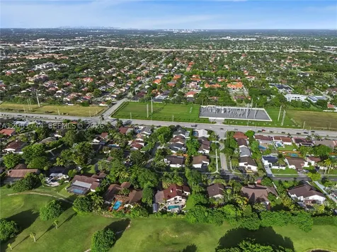 9720 E Calusa Club Drive Miami FL 33186