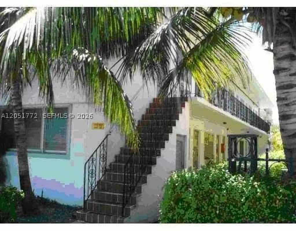 8132 Harding Avenue Miami Beach FL 33141