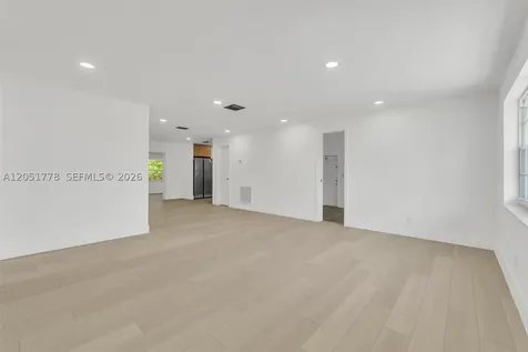 3432 SW 63rd Way Miramar FL 33023