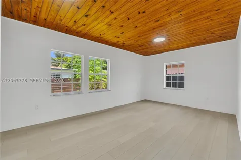 3432 SW 63rd Way Miramar FL 33023