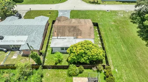 3432 SW 63rd Way Miramar FL 33023