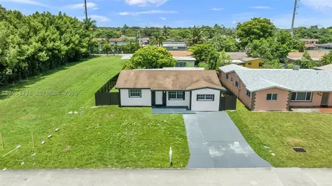 3432 SW 63rd Way Miramar FL 33023