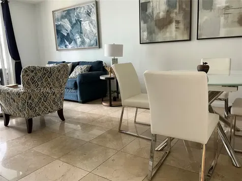 185 SE 14th Terrace Miami FL 33131