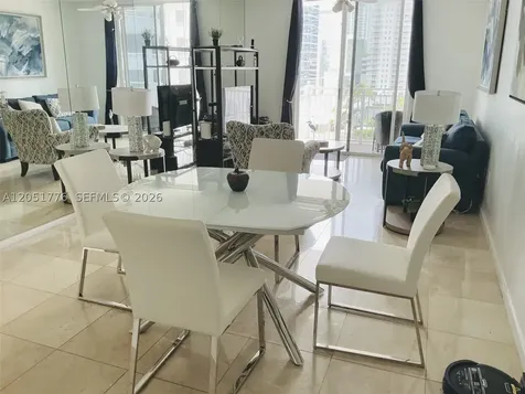 185 SE 14th Terrace Miami FL 33131