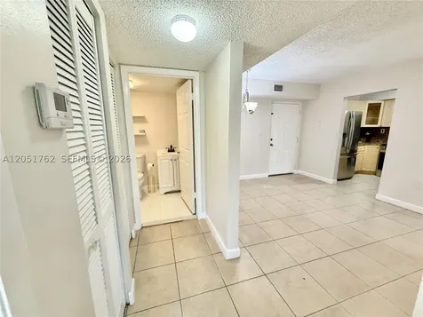 5765 W 25th Court Hialeah FL 33016