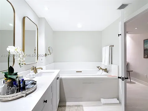 445 Grand Bay Drive Key Biscayne FL 33149