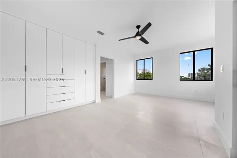 3189 SW 23rd Street Miami FL 33145