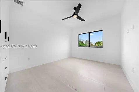 3189 SW 23rd Street Miami FL 33145