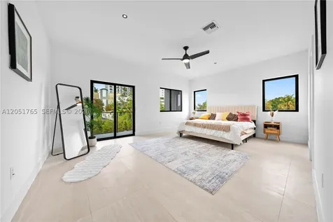3189 SW 23rd Street Miami FL 33145