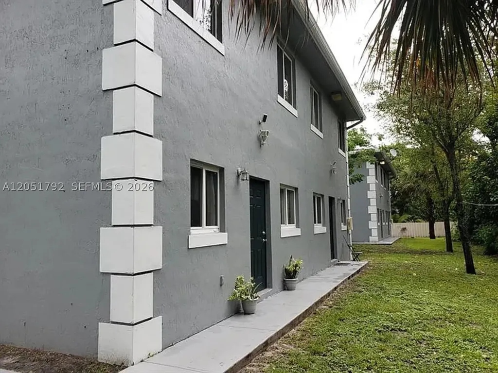 14004 NE 2nd Avenue Miami FL 33161