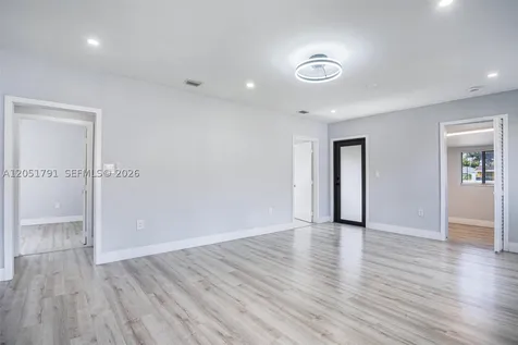 781 NW 108th Street Miami FL 33168