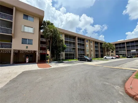 17000 NW 67th Avenue Hialeah FL 33015