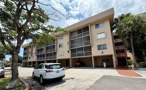 17000 NW 67th Avenue Hialeah FL 33015
