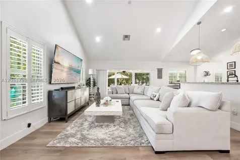 8265 SW 176th Terrace Palmetto Bay FL 33157