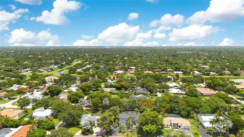 8265 SW 176th Terrace Palmetto Bay FL 33157