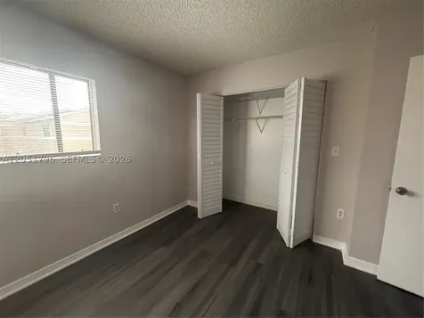 323 E Palm Circle E Pembroke Pines FL 33025