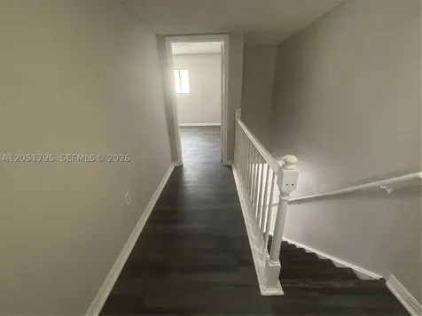 323 E Palm Circle E Pembroke Pines FL 33025