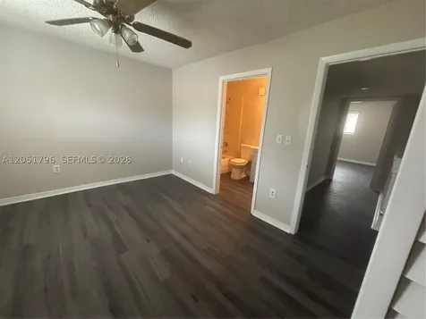 323 E Palm Circle E Pembroke Pines FL 33025