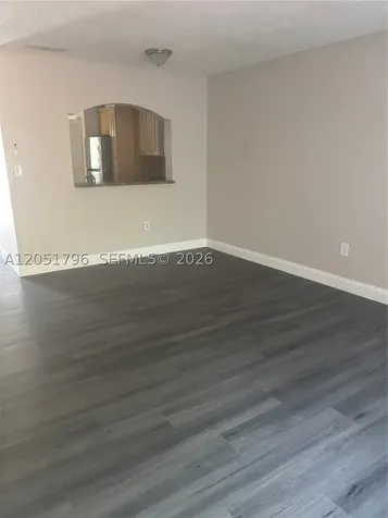 323 E Palm Circle E Pembroke Pines FL 33025