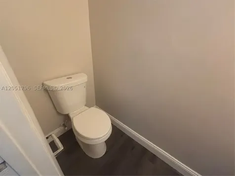 323 E Palm Circle E Pembroke Pines FL 33025