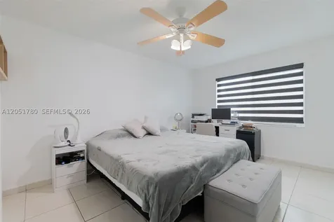 18928 NW 63rd Ct Circle Hialeah FL 33015