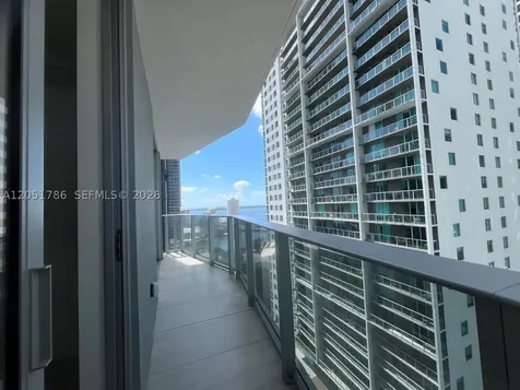 77 SE 5th Street Miami FL 33131