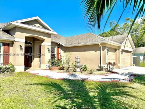 4900 NW Ironton Avenue Port St. Lucie FL 34983