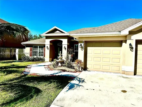 4900 NW Ironton Avenue Port St. Lucie FL 34983
