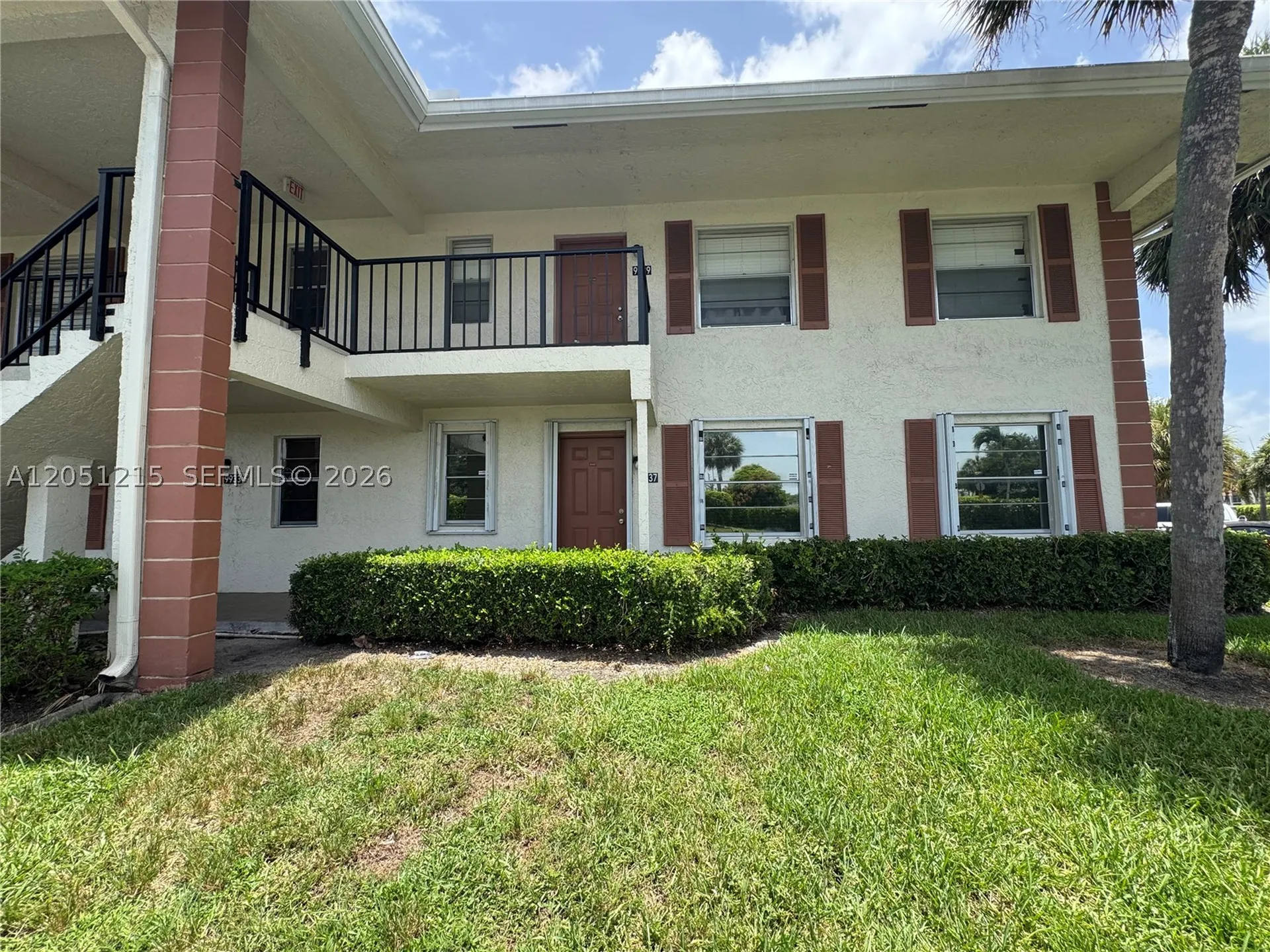 9937 Three Lakes Circle Boca Raton FL 33428