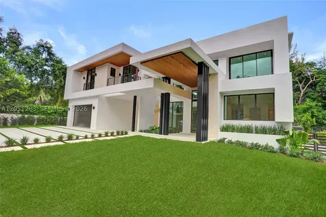 4640 Sunset Drive Miami FL 33143