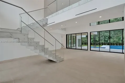 4640 Sunset Drive Miami FL 33143