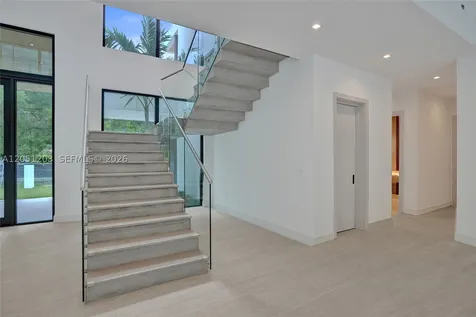 4640 Sunset Drive Miami FL 33143