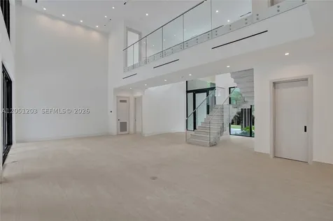 4640 Sunset Drive Miami FL 33143